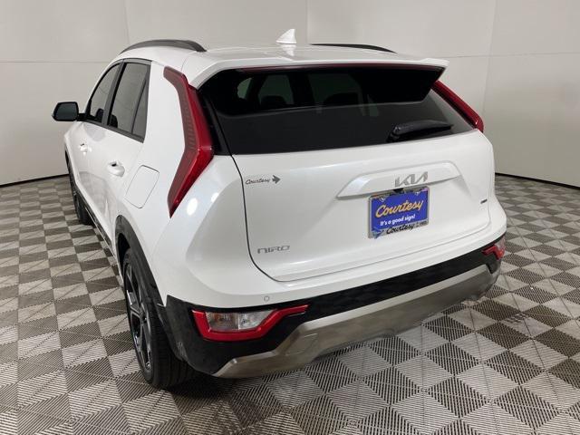 new 2025 Kia Niro car, priced at $33,857