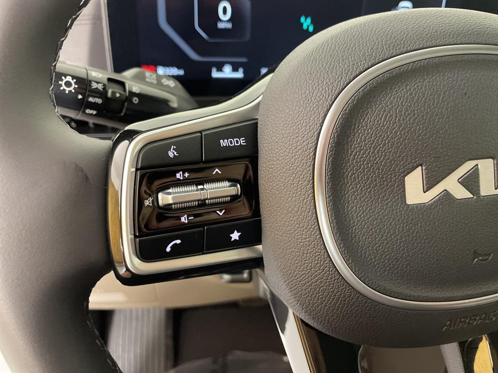 new 2026 Kia Carnival car, priced at $45,689