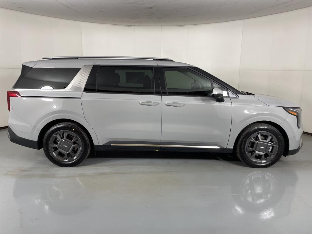 new 2026 Kia Carnival car, priced at $45,689