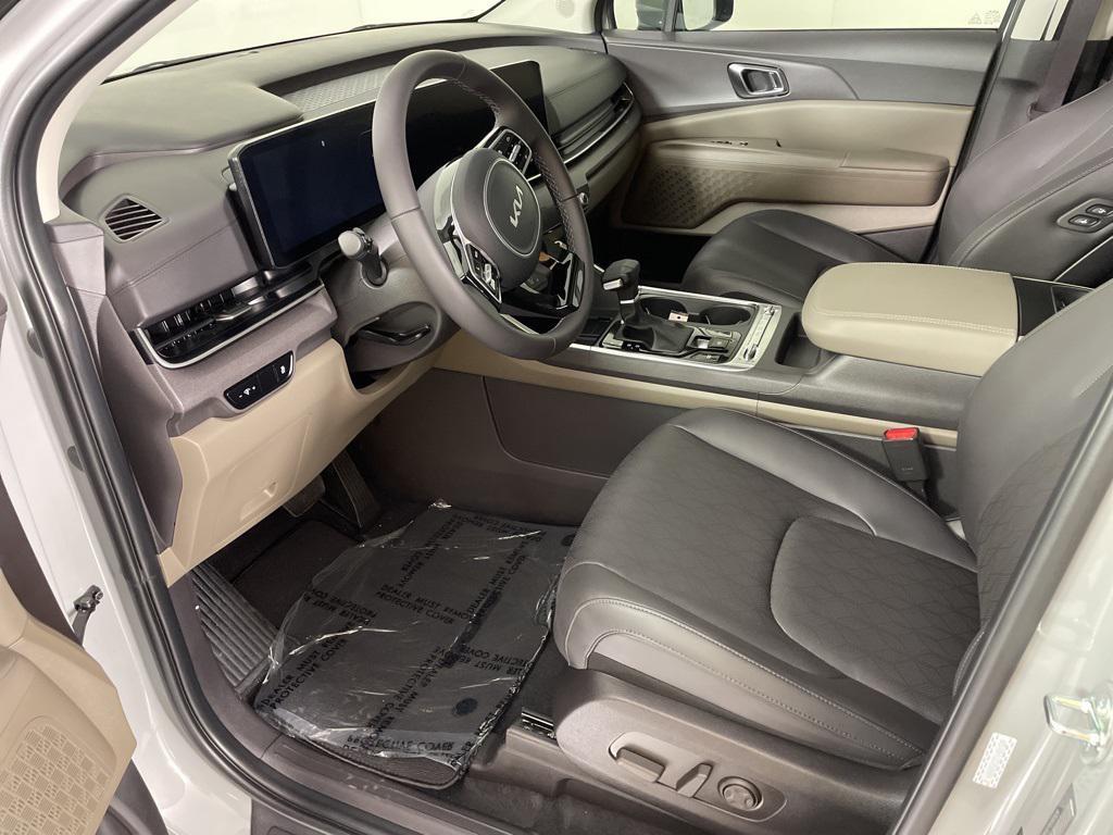 new 2026 Kia Carnival car, priced at $45,689