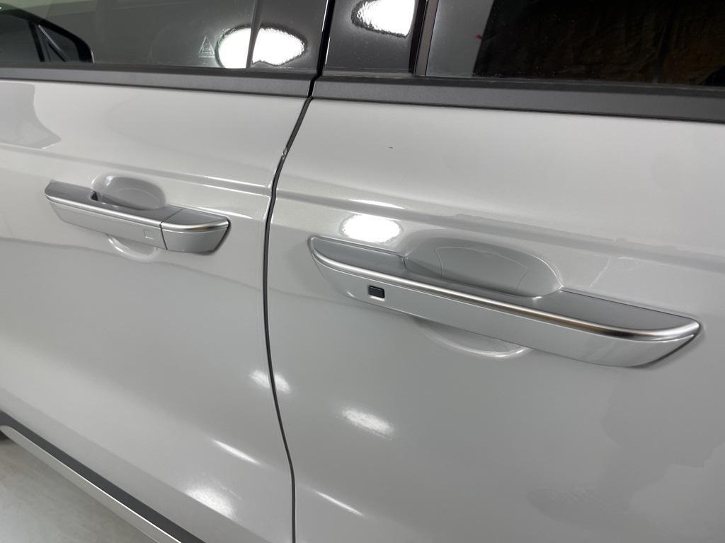 new 2026 Kia Carnival car, priced at $45,689