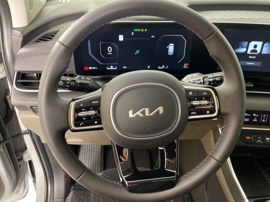 new 2026 Kia Carnival car, priced at $45,689