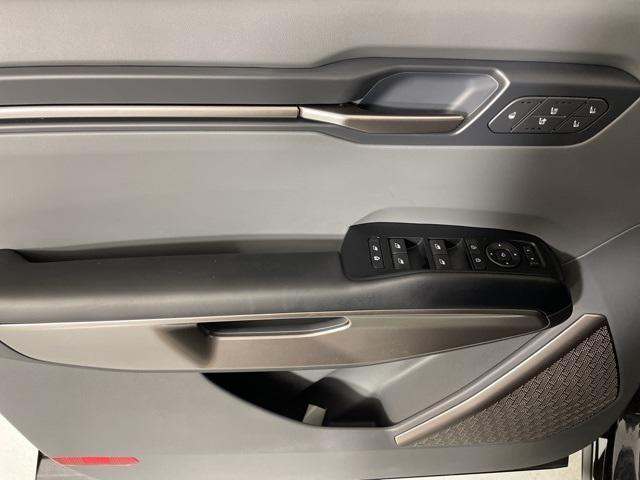 new 2026 Kia EV9 car, priced at $59,479