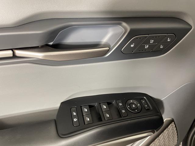 new 2026 Kia EV9 car, priced at $59,479