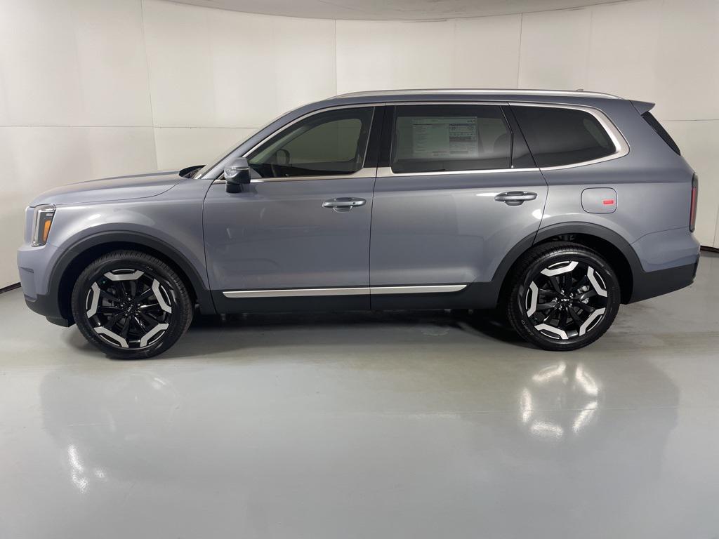 new 2025 Kia Telluride car, priced at $44,135