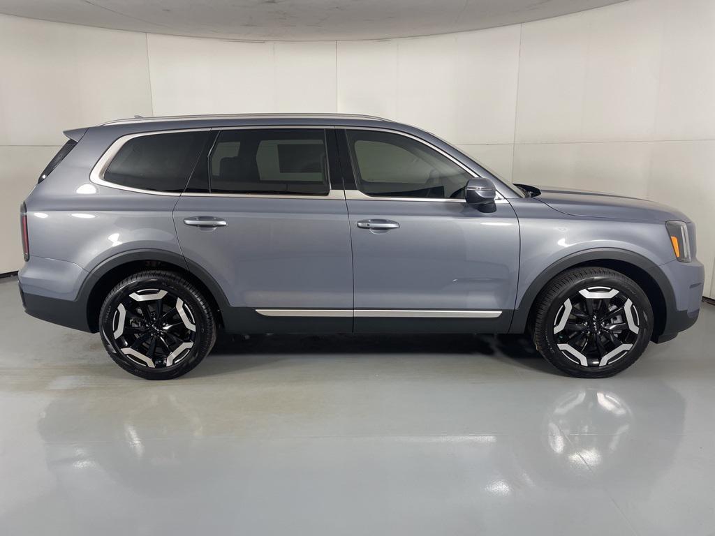 new 2025 Kia Telluride car, priced at $44,135