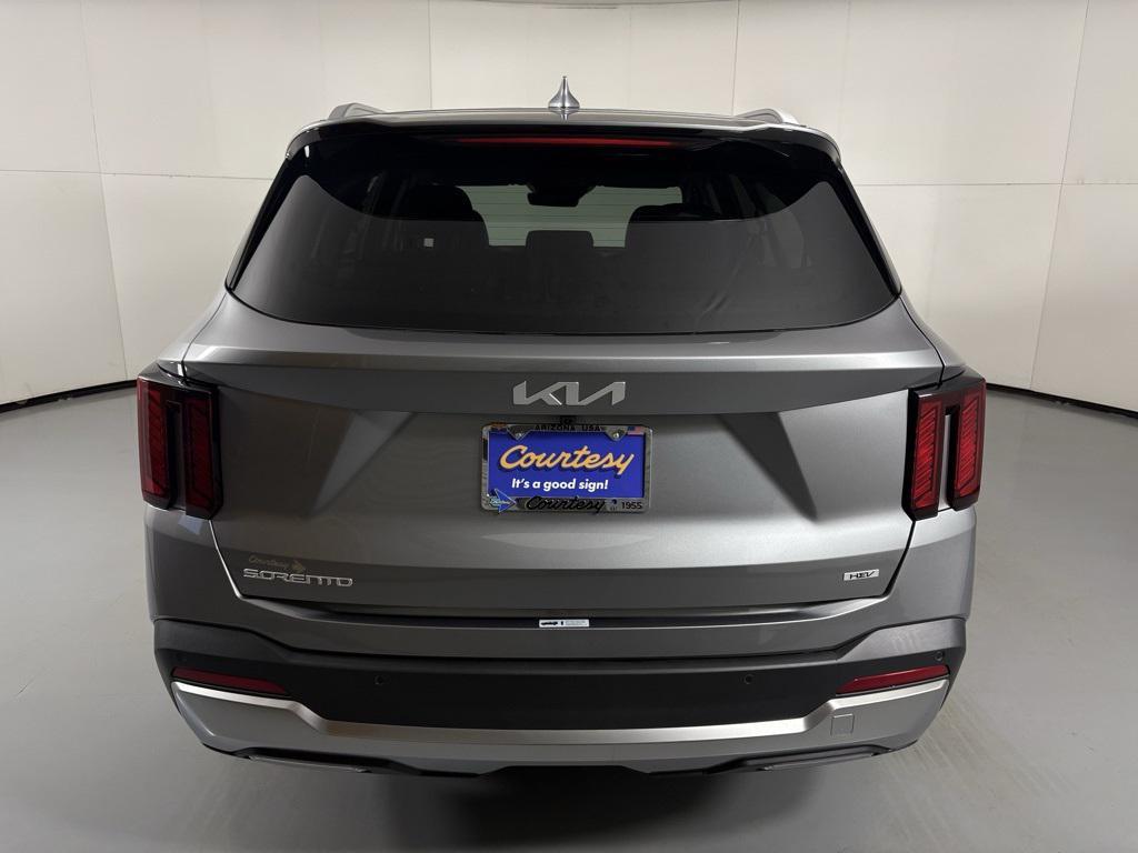 new 2026 Kia Sorento Hybrid car, priced at $39,963
