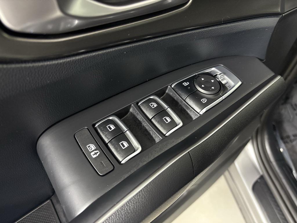 new 2026 Kia Sorento Hybrid car, priced at $39,963