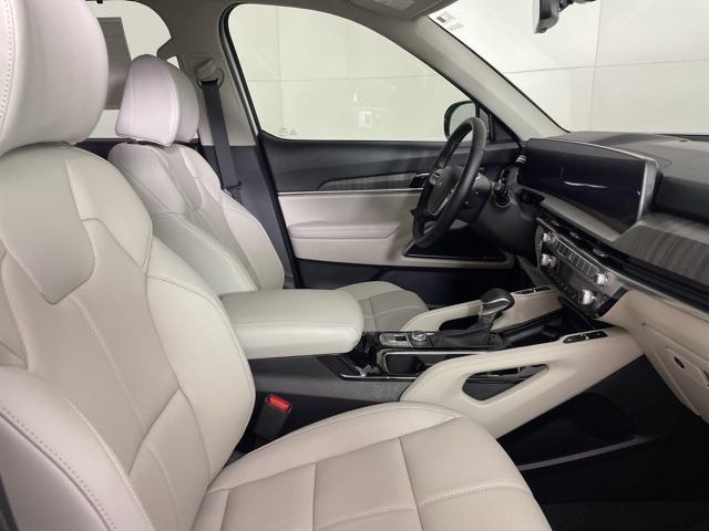 new 2025 Kia Telluride car, priced at $46,082