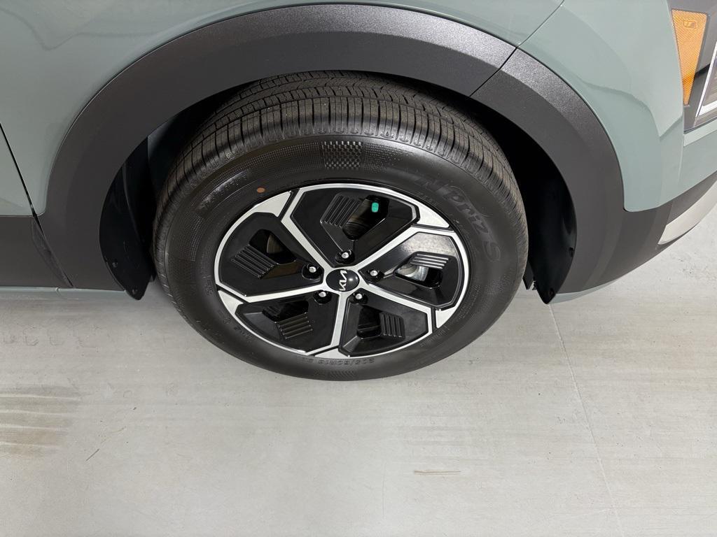 new 2026 Kia Niro car, priced at $33,175