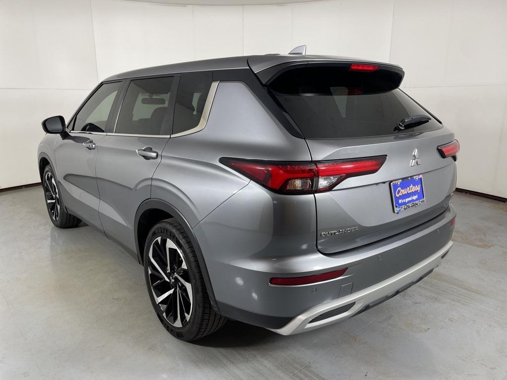 used 2024 Mitsubishi Outlander car, priced at $22,500