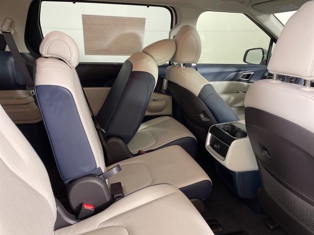 new 2026 Kia Carnival Hybrid car, priced at $43,152