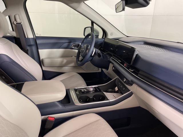 new 2026 Kia Carnival Hybrid car, priced at $43,152