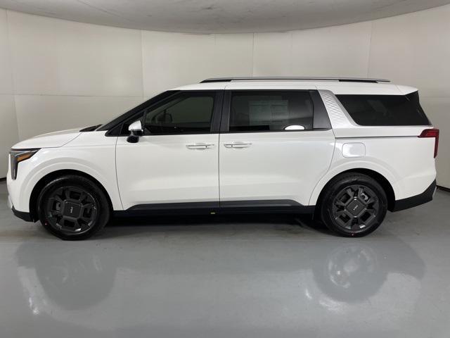 new 2026 Kia Carnival Hybrid car, priced at $43,152