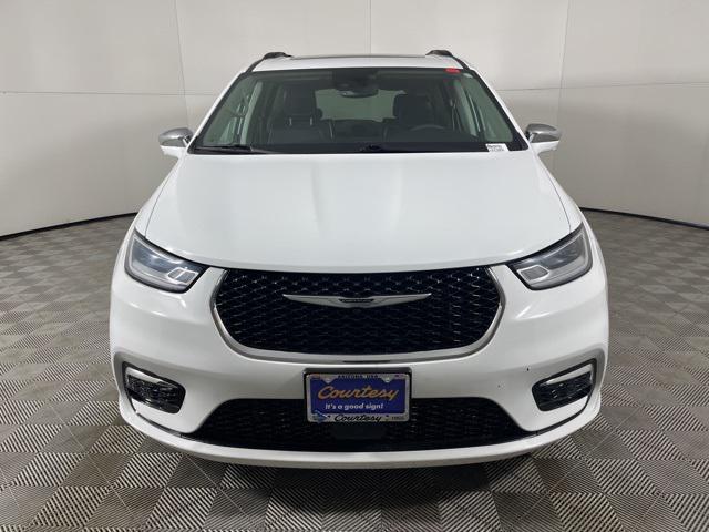 used 2022 Chrysler Pacifica car, priced at $25,000