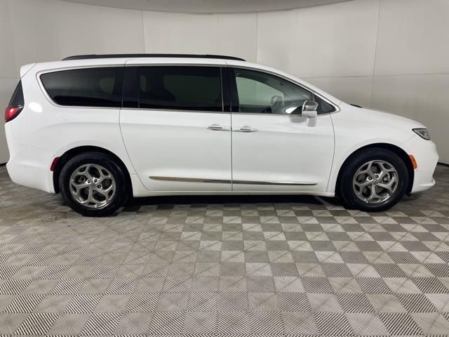 used 2022 Chrysler Pacifica car, priced at $25,000