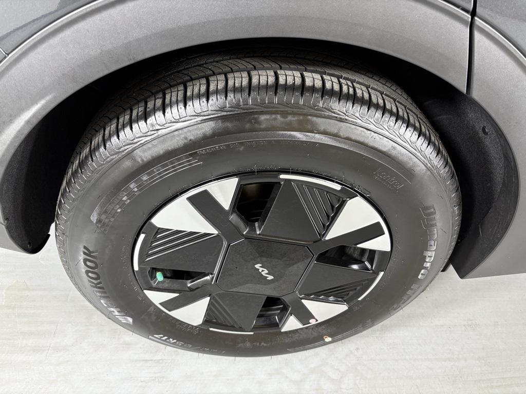 new 2026 Kia Sportage Hybrid car, priced at $30,636