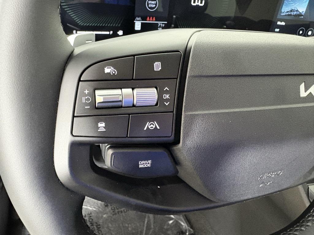 new 2026 Kia Sportage Hybrid car, priced at $30,636