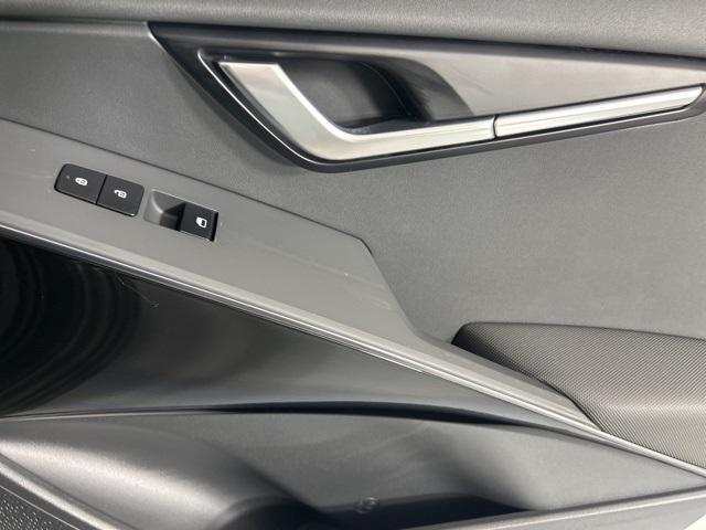 new 2025 Kia Niro car, priced at $30,177