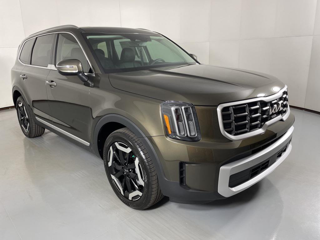 new 2025 Kia Telluride car, priced at $39,270