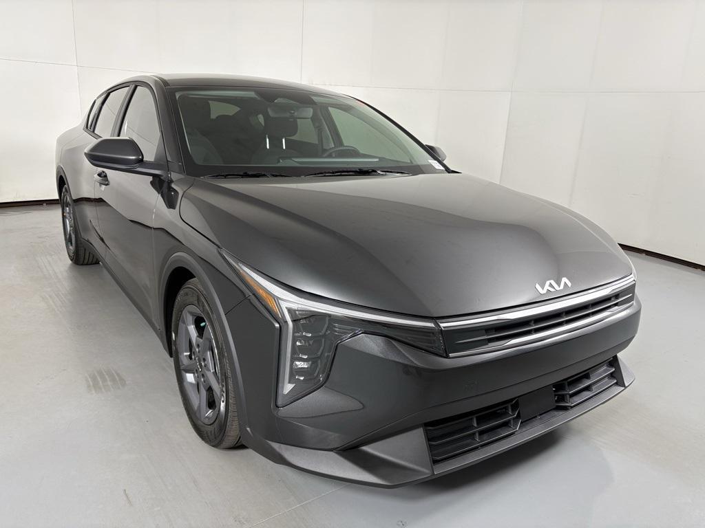 new 2025 Kia K4 car, priced at $22,645