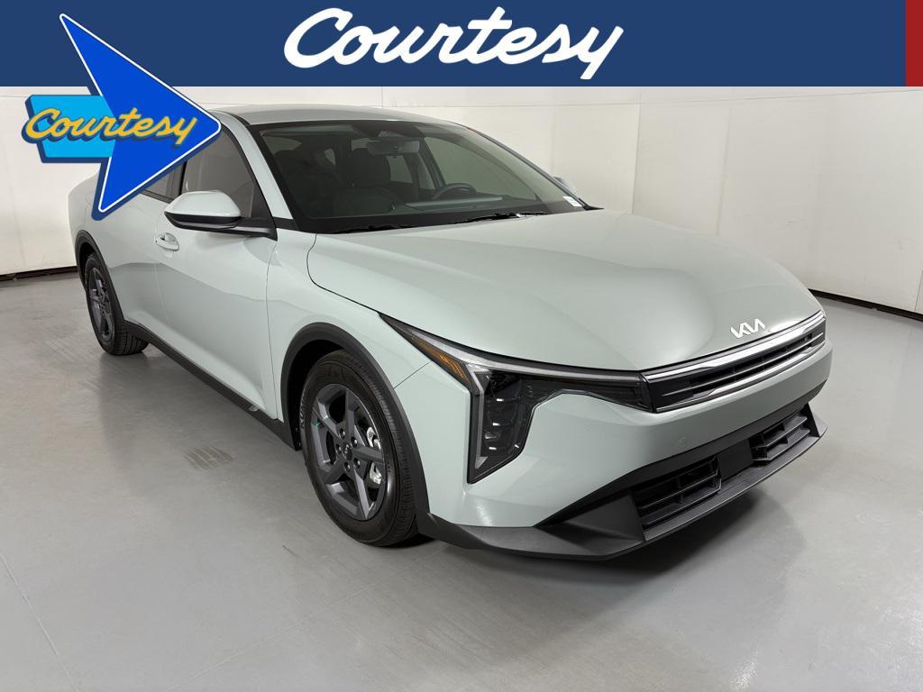 new 2025 Kia K4 car, priced at $23,145