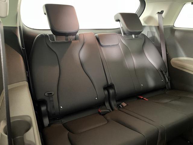 new 2026 Kia Carnival car, priced at $43,385