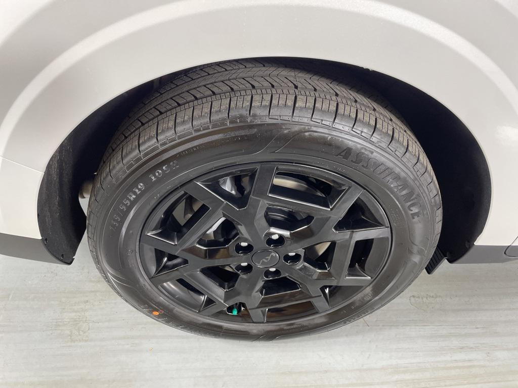 new 2026 Kia Carnival car, priced at $50,464