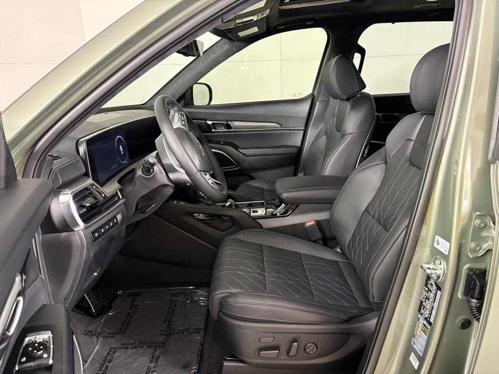 new 2025 Kia Telluride car, priced at $52,062