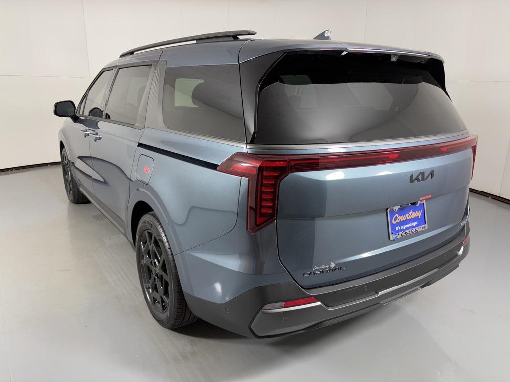 new 2026 Kia Carnival Hybrid car, priced at $52,874