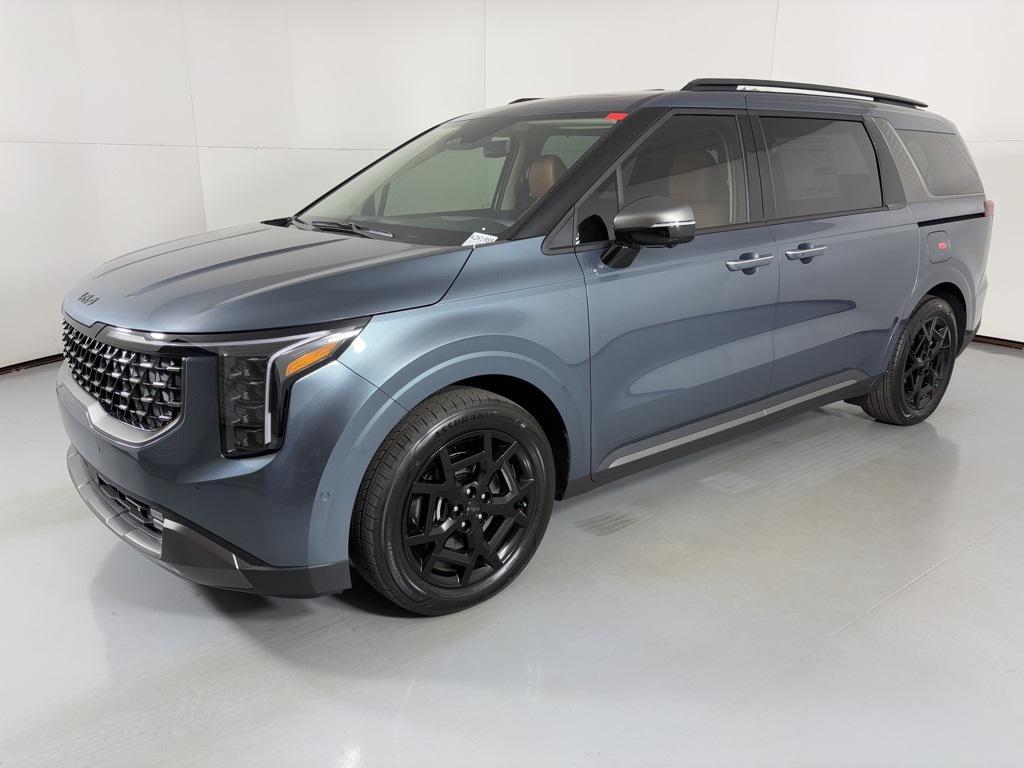 new 2026 Kia Carnival Hybrid car, priced at $52,874