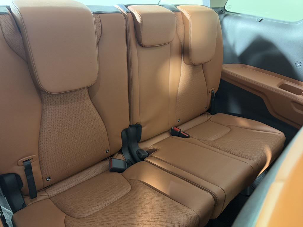 new 2026 Kia Carnival Hybrid car, priced at $52,874