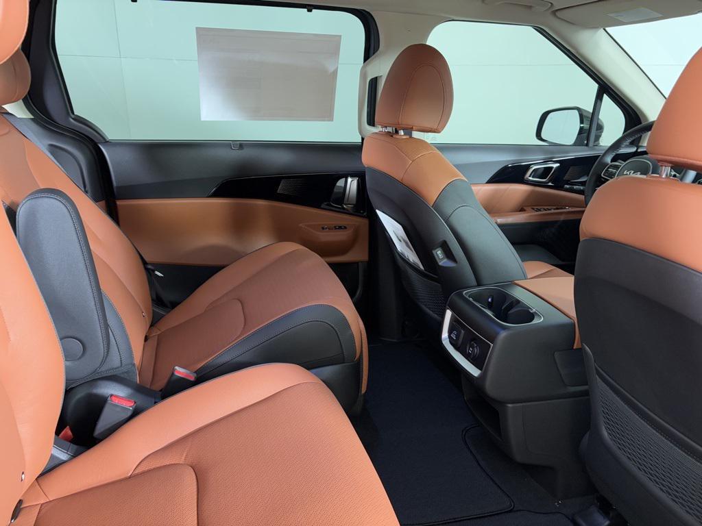 new 2026 Kia Carnival Hybrid car, priced at $52,874