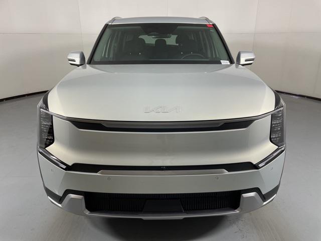 new 2026 Kia EV9 car, priced at $59,785
