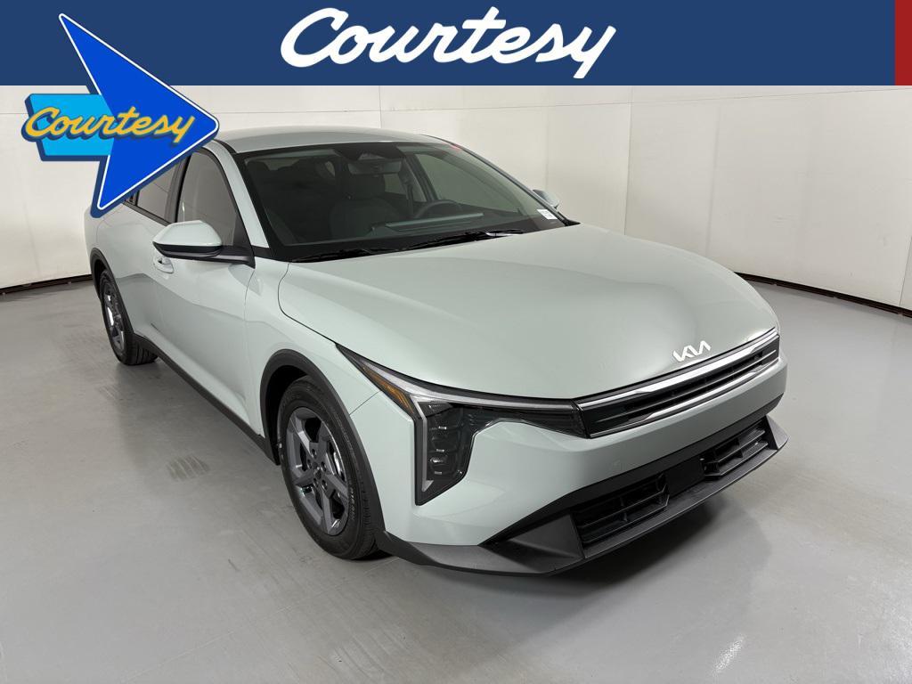 new 2025 Kia K4 car, priced at $22,645