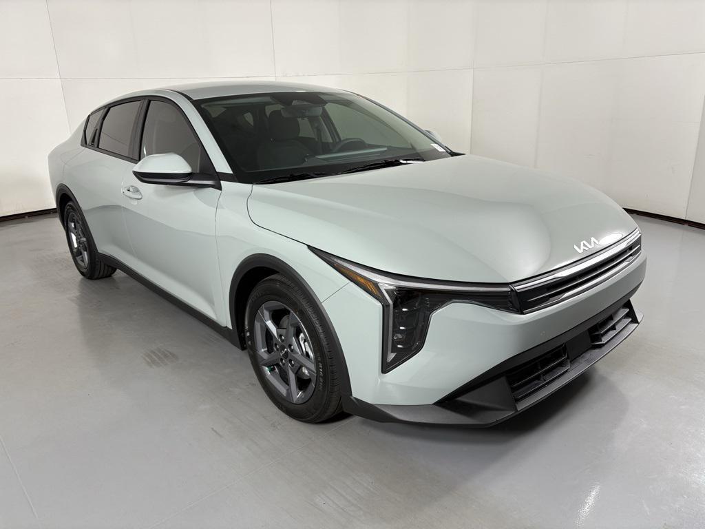 new 2025 Kia K4 car, priced at $22,645