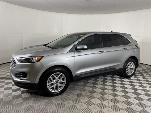 used 2024 Ford Edge car, priced at $29,500