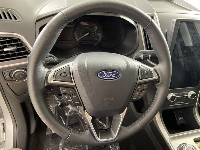 used 2024 Ford Edge car, priced at $29,500