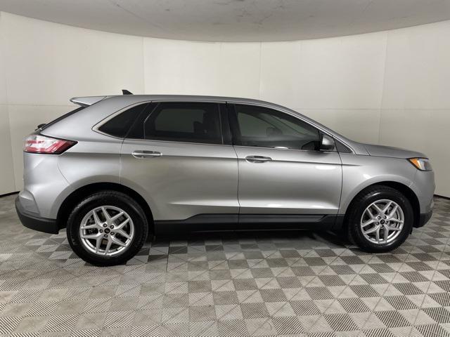 used 2024 Ford Edge car, priced at $29,500