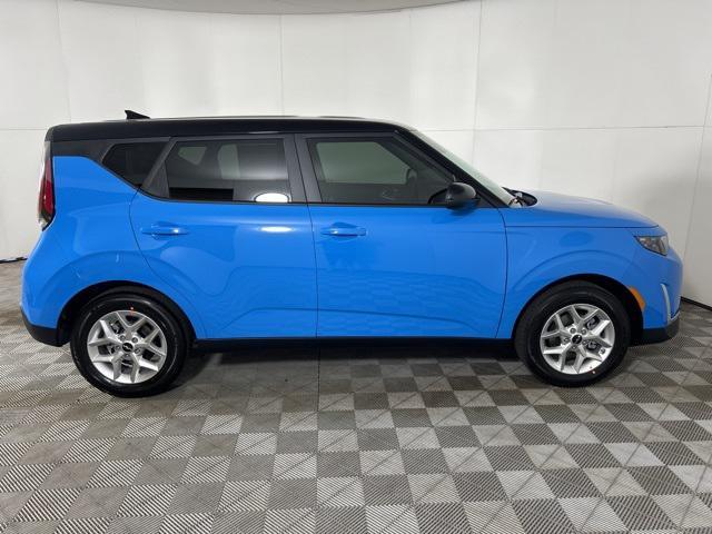 new 2025 Kia Soul car, priced at $25,035