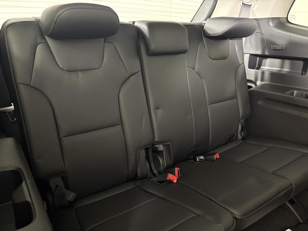 new 2025 Kia Telluride car, priced at $43,758