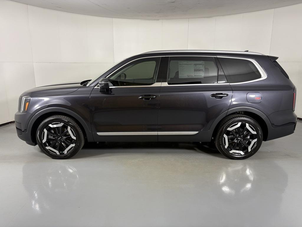 new 2025 Kia Telluride car, priced at $43,758