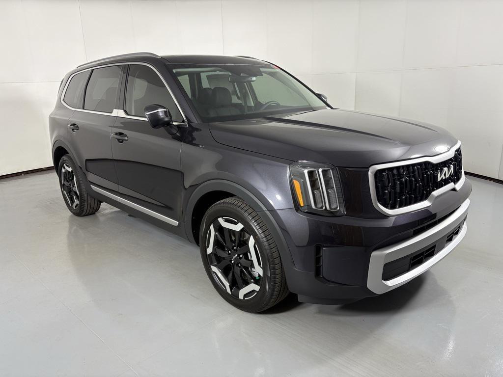 new 2025 Kia Telluride car, priced at $43,758