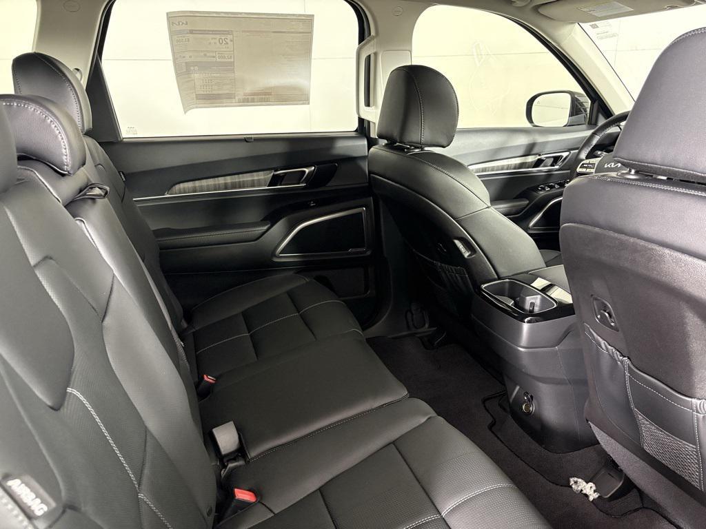 new 2025 Kia Telluride car, priced at $43,758