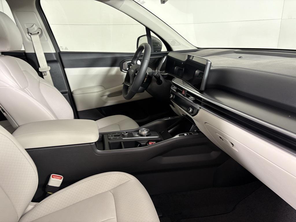 new 2026 Kia Sorento Hybrid car, priced at $41,740