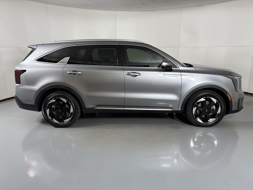 new 2026 Kia Sorento Hybrid car, priced at $41,740