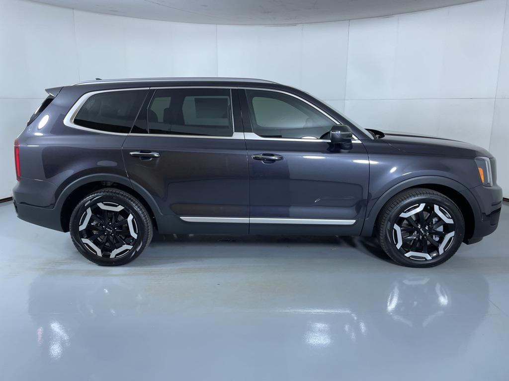 new 2025 Kia Telluride car, priced at $40,430