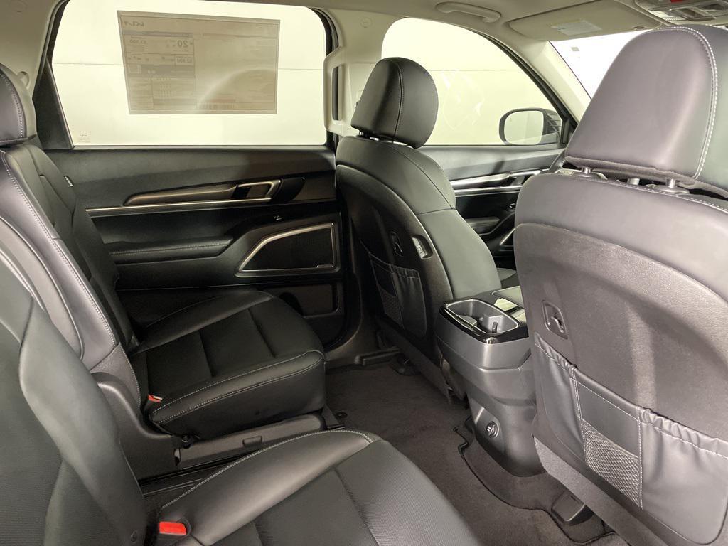new 2025 Kia Telluride car, priced at $40,430