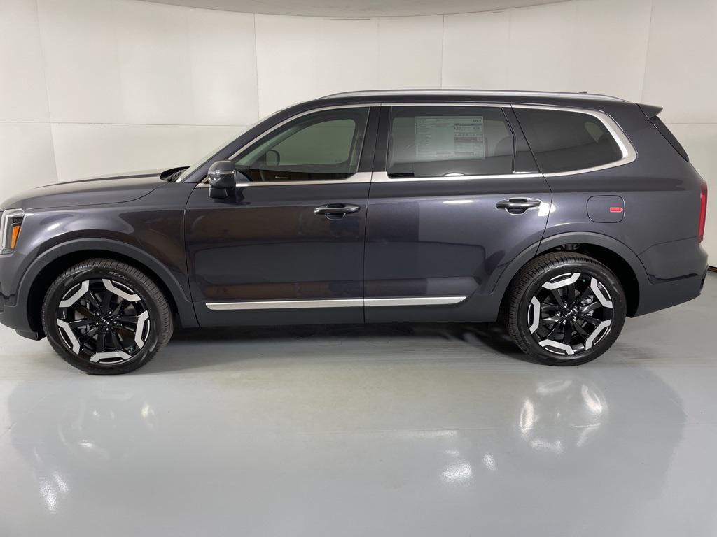 new 2025 Kia Telluride car, priced at $40,430