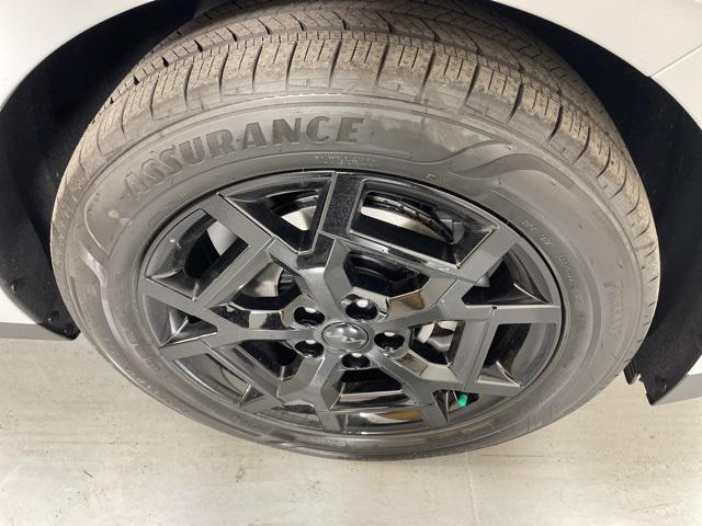 new 2026 Kia Carnival car, priced at $53,365